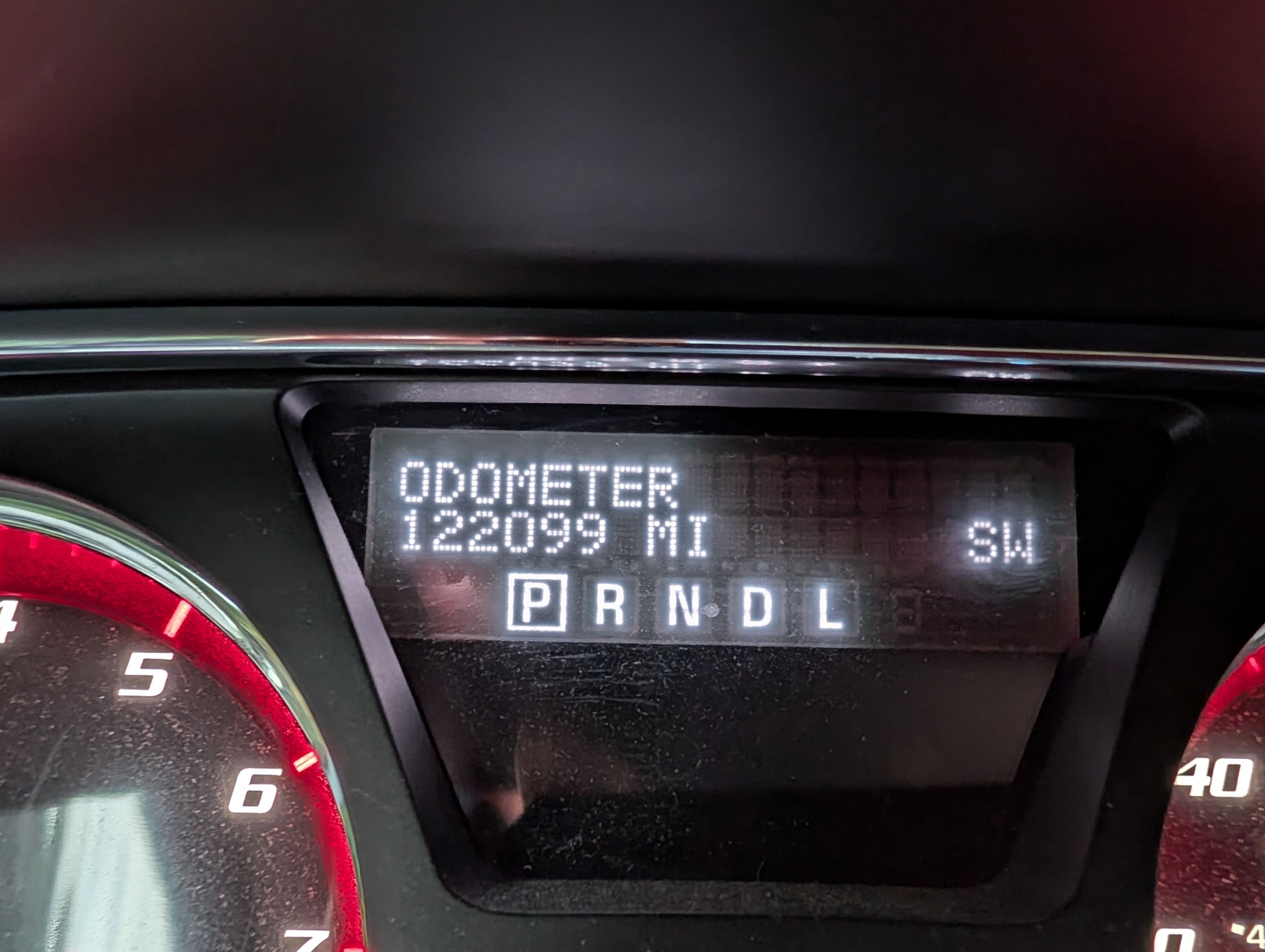 Used 2015 GMC Acadia SLE FWD image 16