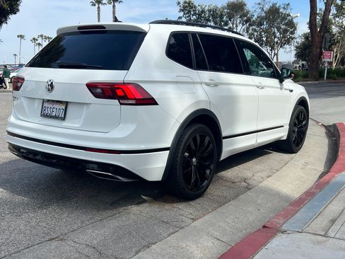 Used 2020 Volkswagen Tiguan SE R-Line image 6