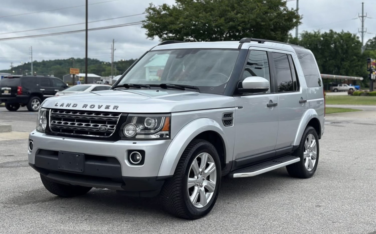 Used 2016 Land Rover LR4 HSE AWD/4WD image 9