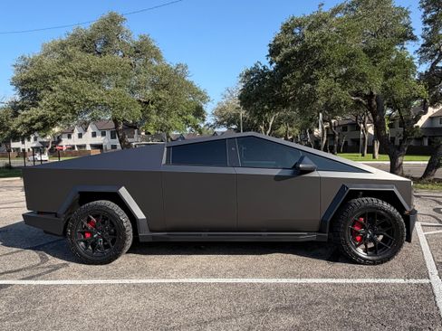Used 2026 Tesla Cybertruck Cyberbeast AWD/4WD image 14