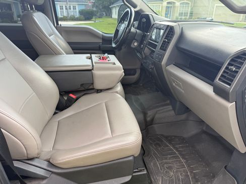 Used 2022 Ford F250 XL w/ Power Equipment Group AWD/4WD image 12