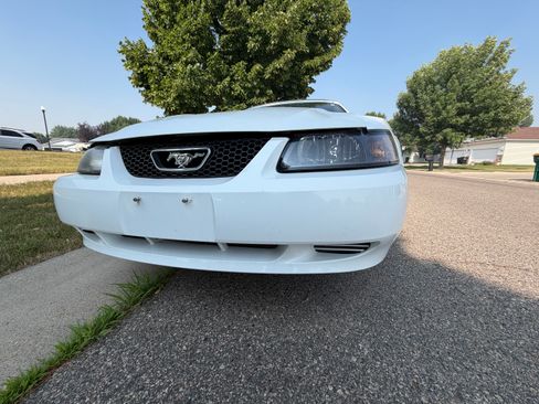 Used 2002 Ford Mustang Premium RWD image 10