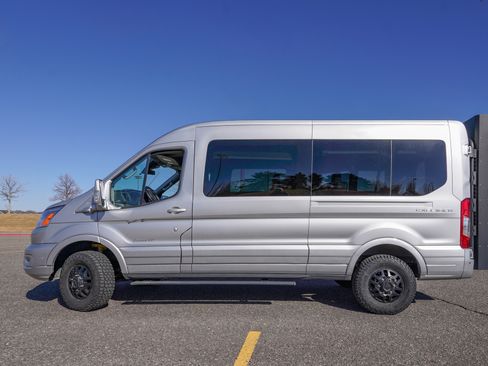 Used 2023 Ford Transit 250 Medium Roof w/ Load Area Protection Package image 5