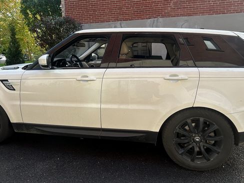 Used 2016 Land Rover Range Rover Sport HSE image 5