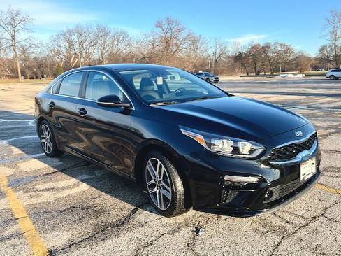 Used 2020 Kia Forte EX image 1