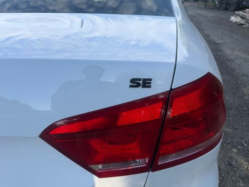 Used 2012 Volkswagen Passat 2.5 SE image 13