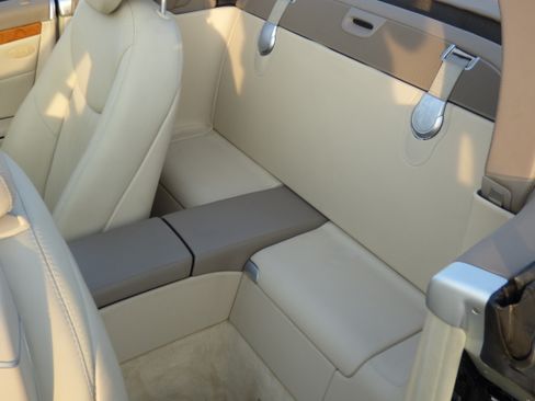 Used 2005 Mercedes-Benz SL 500 SL 500 Roadster 2D image 27