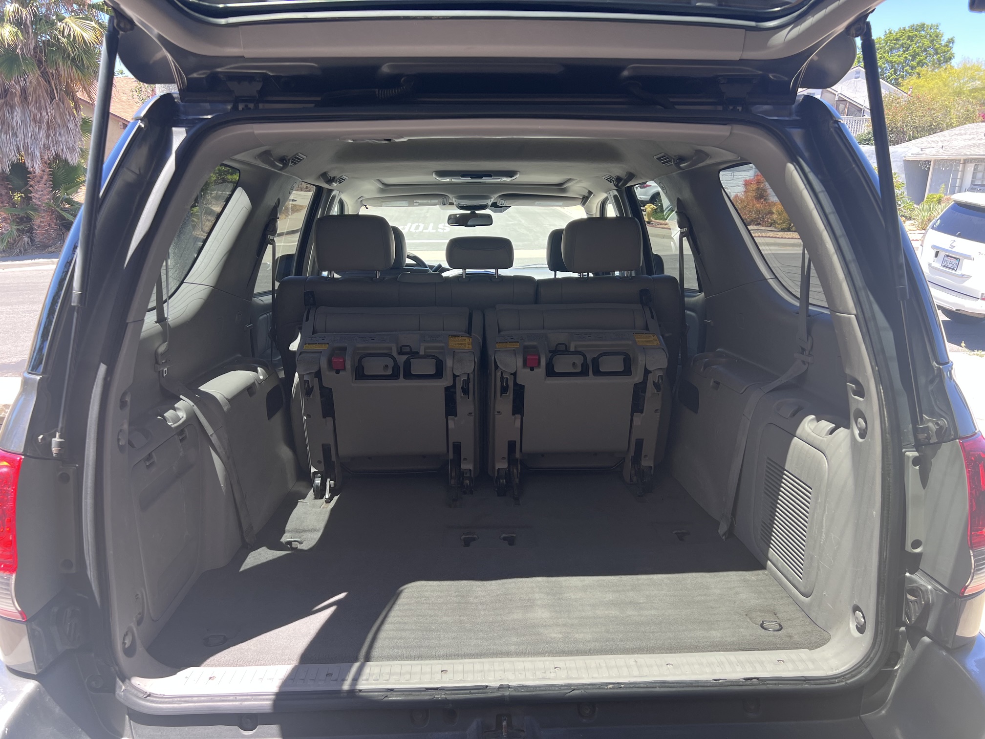 Used 2007 Toyota Sequoia Limited RWD image 12