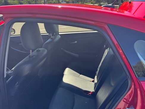 Used 2015 Toyota Prius Persona Series FWD image 5