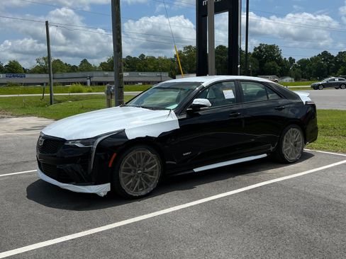 Used 2022 Cadillac CT4 V Blackwing w/ Technology Package RWD image 6