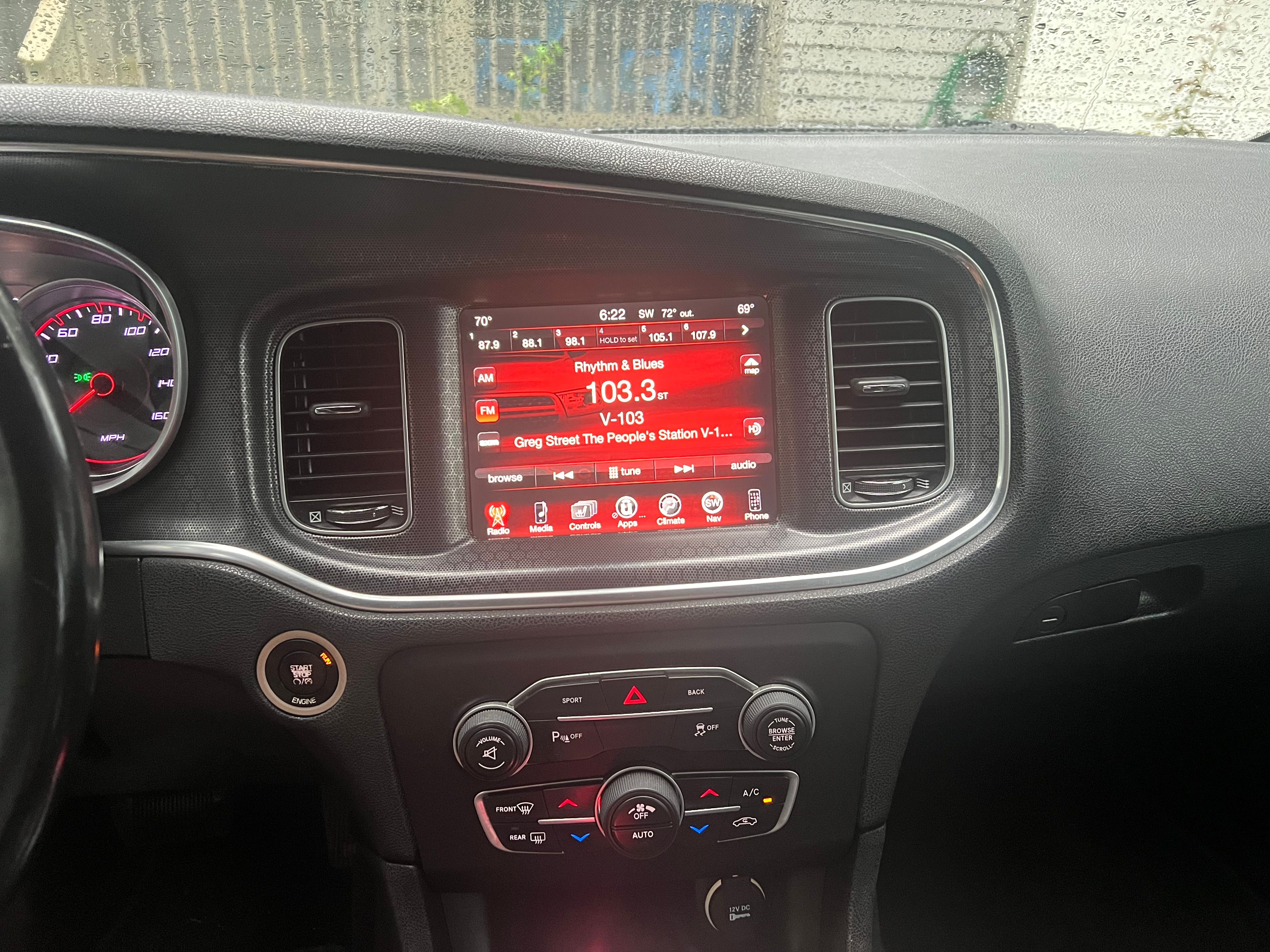 Used 2015 Dodge Charger R/T w/ Plus Group RWD image 16