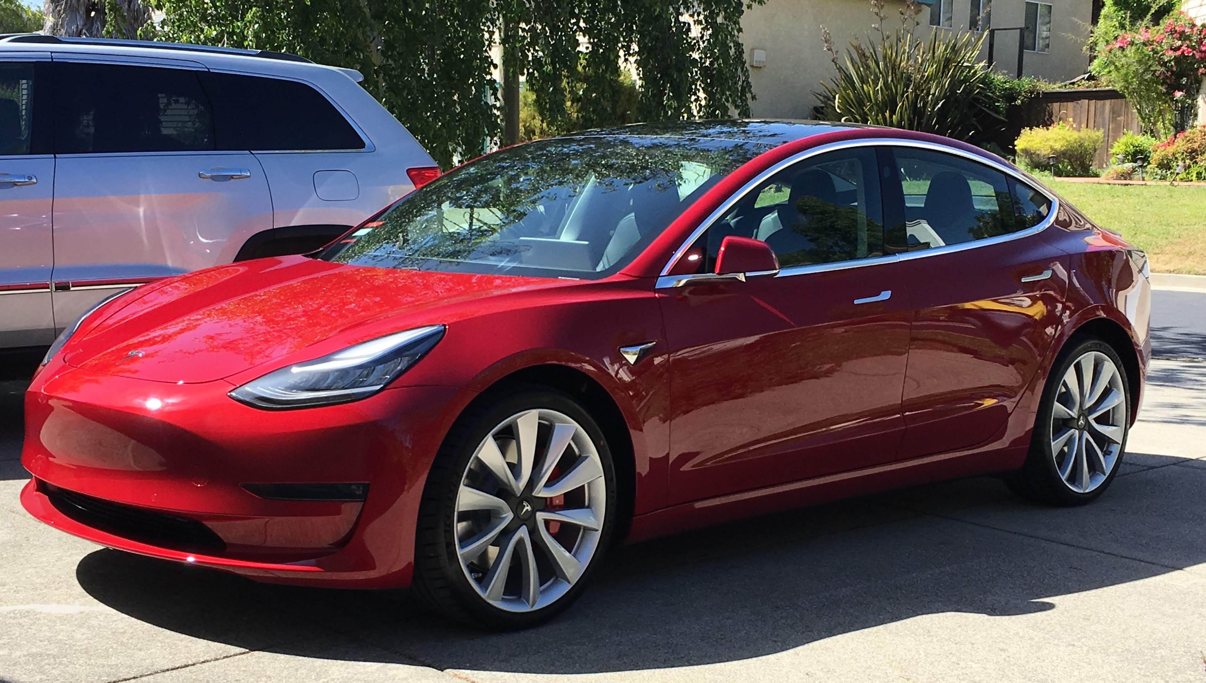 Used 2019 Tesla Model 3 Performance AWD/4WD image 1