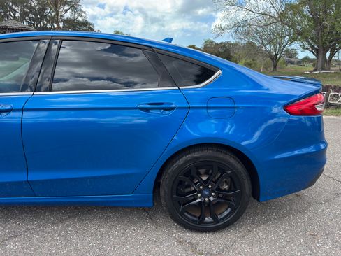 Used 2020 Ford Fusion SE w/ Equipment Group 151A image 4