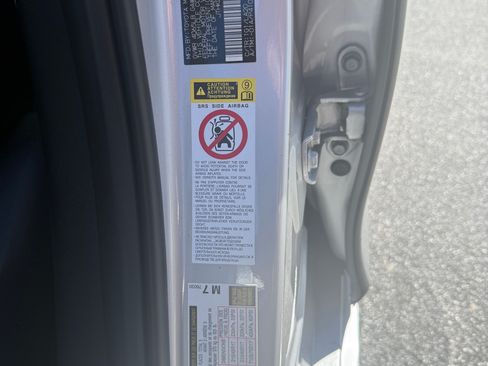 Used 2012 Lexus CT 200h Premium w/ Leather Pkg image 13