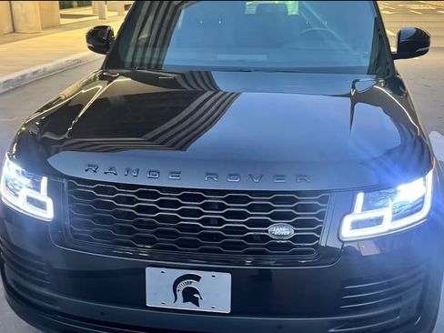 Used 2021 Land Rover Range Rover Westminster Edition image 4