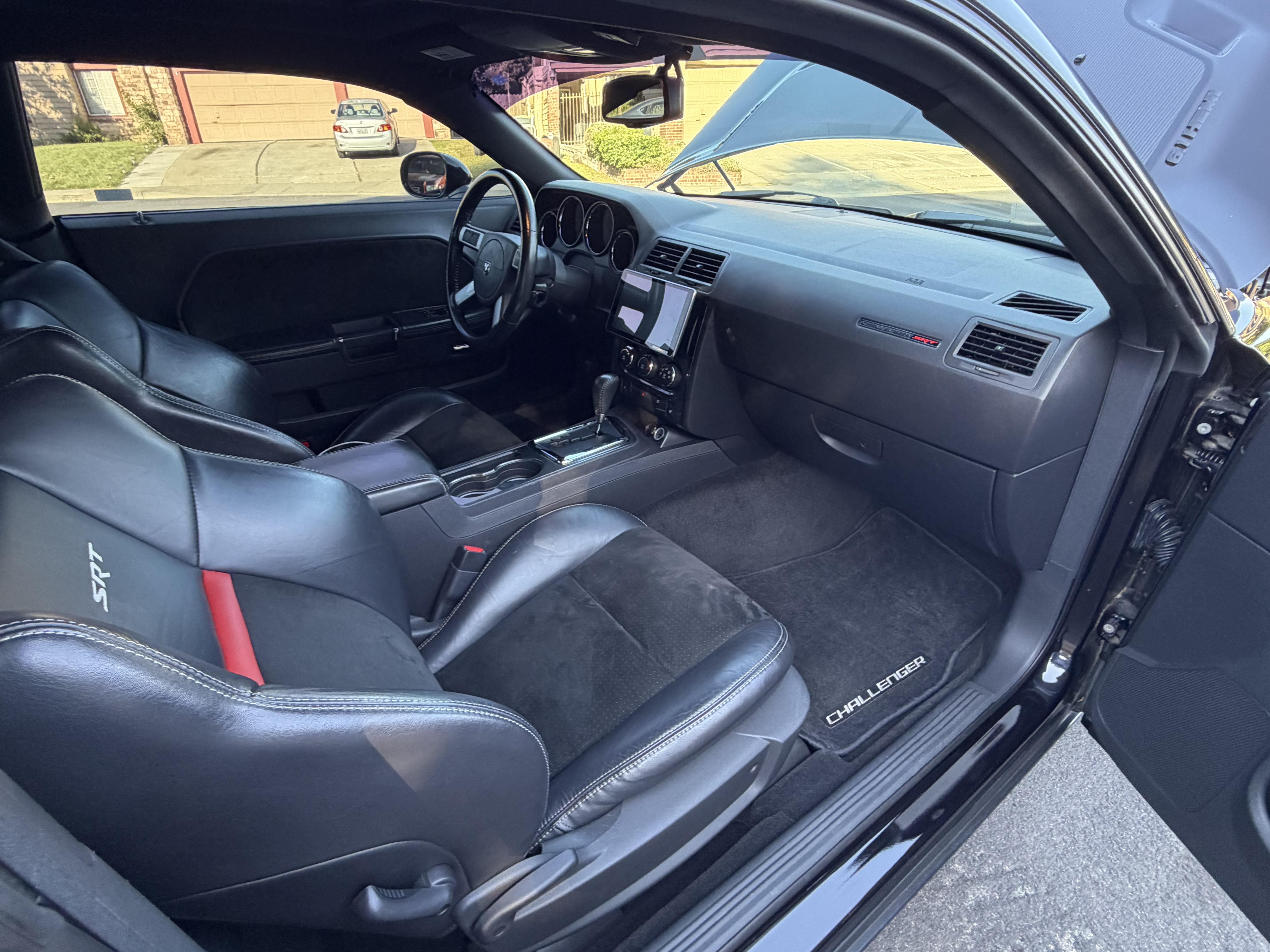 Used 2010 Dodge Challenger SRT8 w/ SRT Option Group II RWD image 5