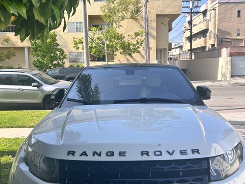 Used 2012 Land Rover Range Rover Evoque Dynamic image 2