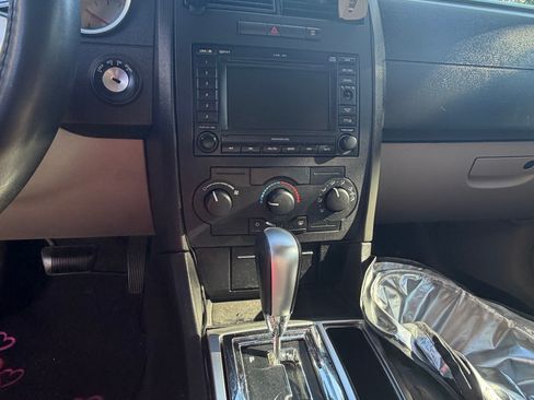 Used 2006 Dodge Charger R/T RWD image 10