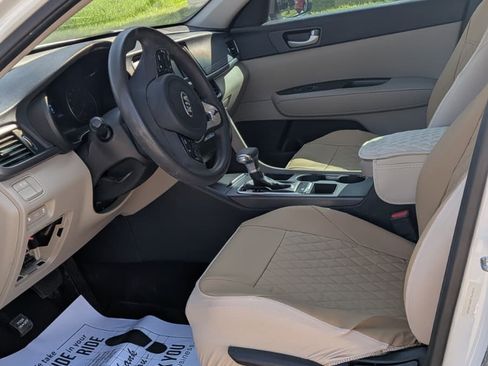 Used 2017 Kia Optima LX FWD image 14