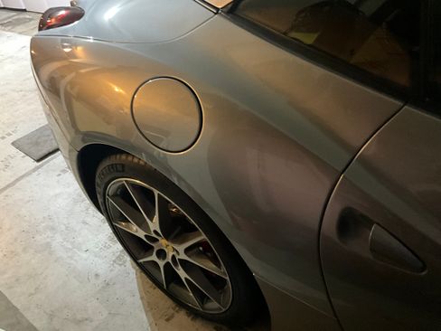 Used 2012 Ferrari California image 6