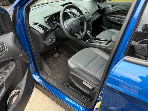 Used 2018 Ford Escape S FWD image 6