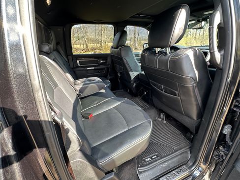 Used 2017 RAM 1500 Limited image 10