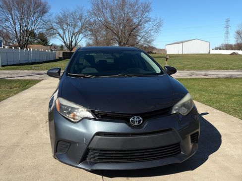 Used 2015 Toyota Corolla L image 4