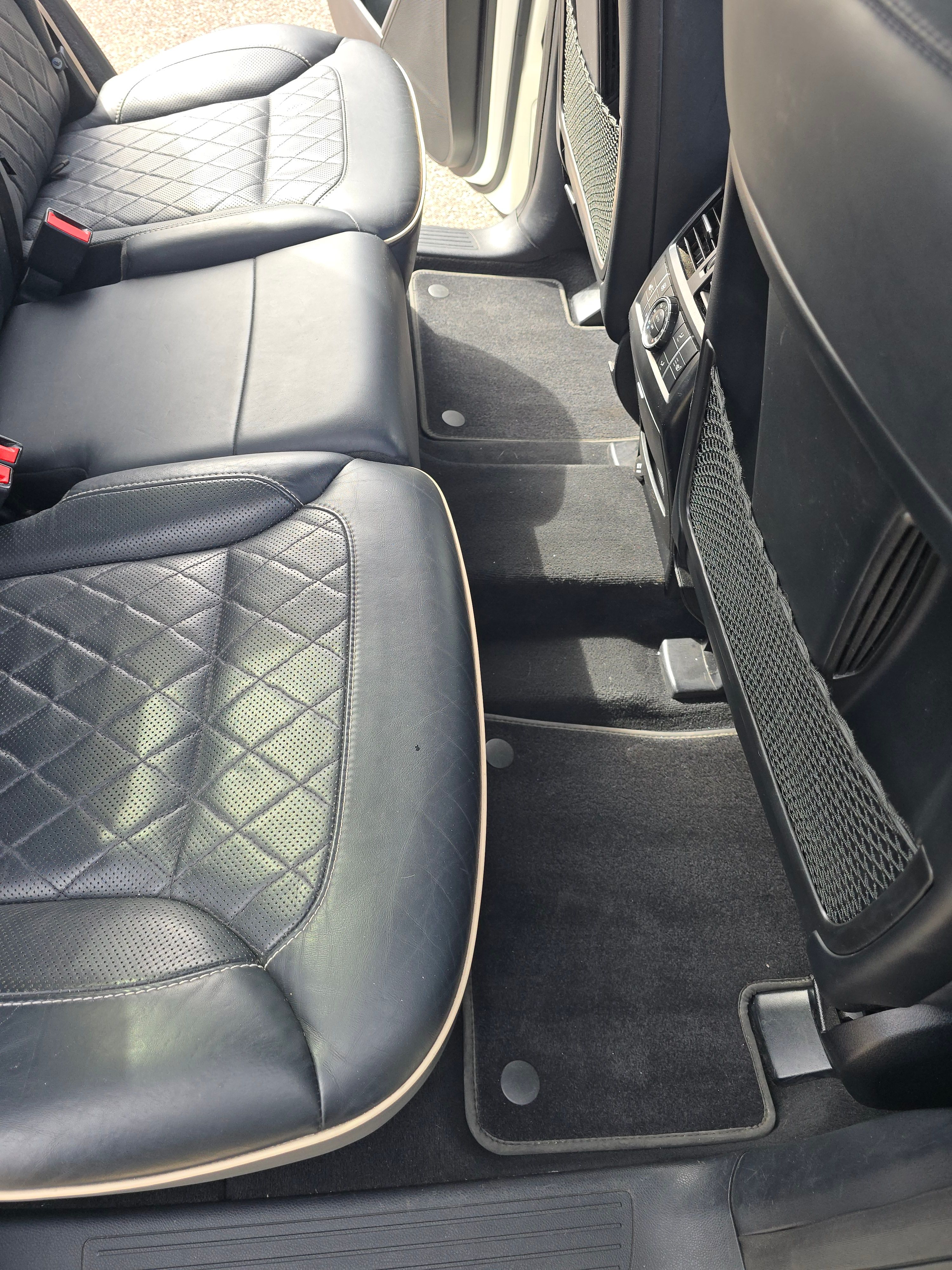 Used 2014 Mercedes-Benz GL 550 4MATIC image 8