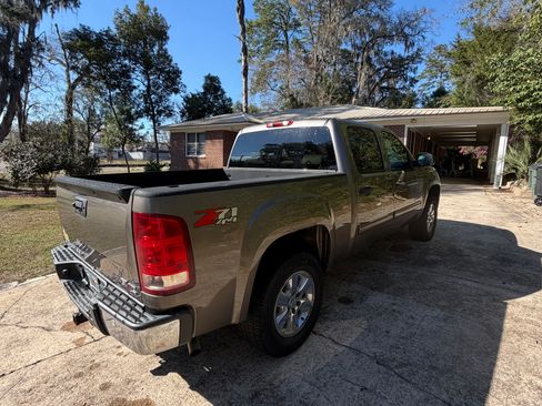 Used 2013 GMC Sierra 1500 SLE w/ Power Tech Package image 4
