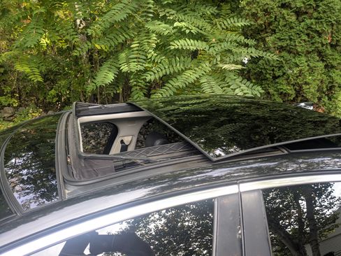 Used 2016 Jaguar XJ Supercharged image 17