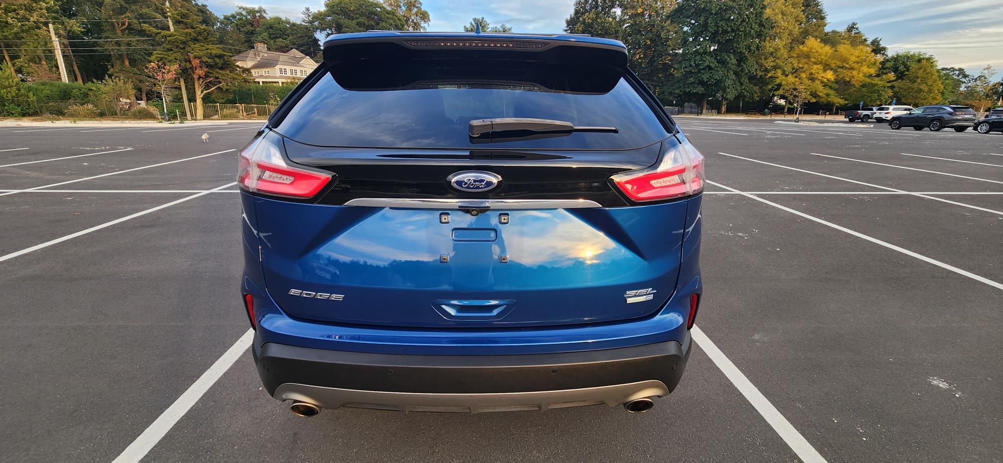 Used 2020 Ford Edge SEL w/ Convenience Package AWD/4WD image 8