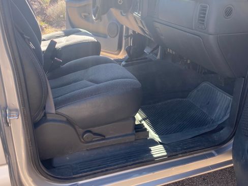 Used 2004 GMC Sierra 1500 W/T image 19