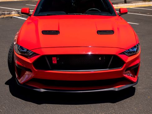 Used 2020 Ford Mustang GT Premium w/ Equipment Group 401A RWD image 2