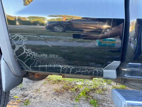 Used 2015 GMC Sierra 2500 SLT w/ Duramax Plus Package AWD/4WD image 25