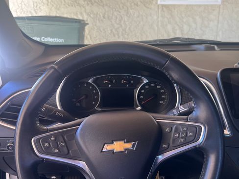 Used 2016 Chevrolet Malibu LT FWD image 14