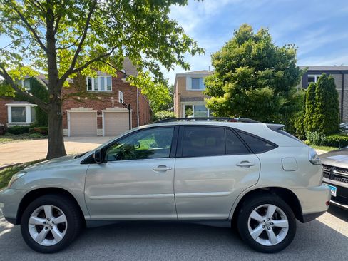 Used 2005 Lexus RX 330 AWD image 2