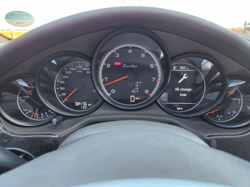 Used 2016 Porsche Panamera Turbo image 9