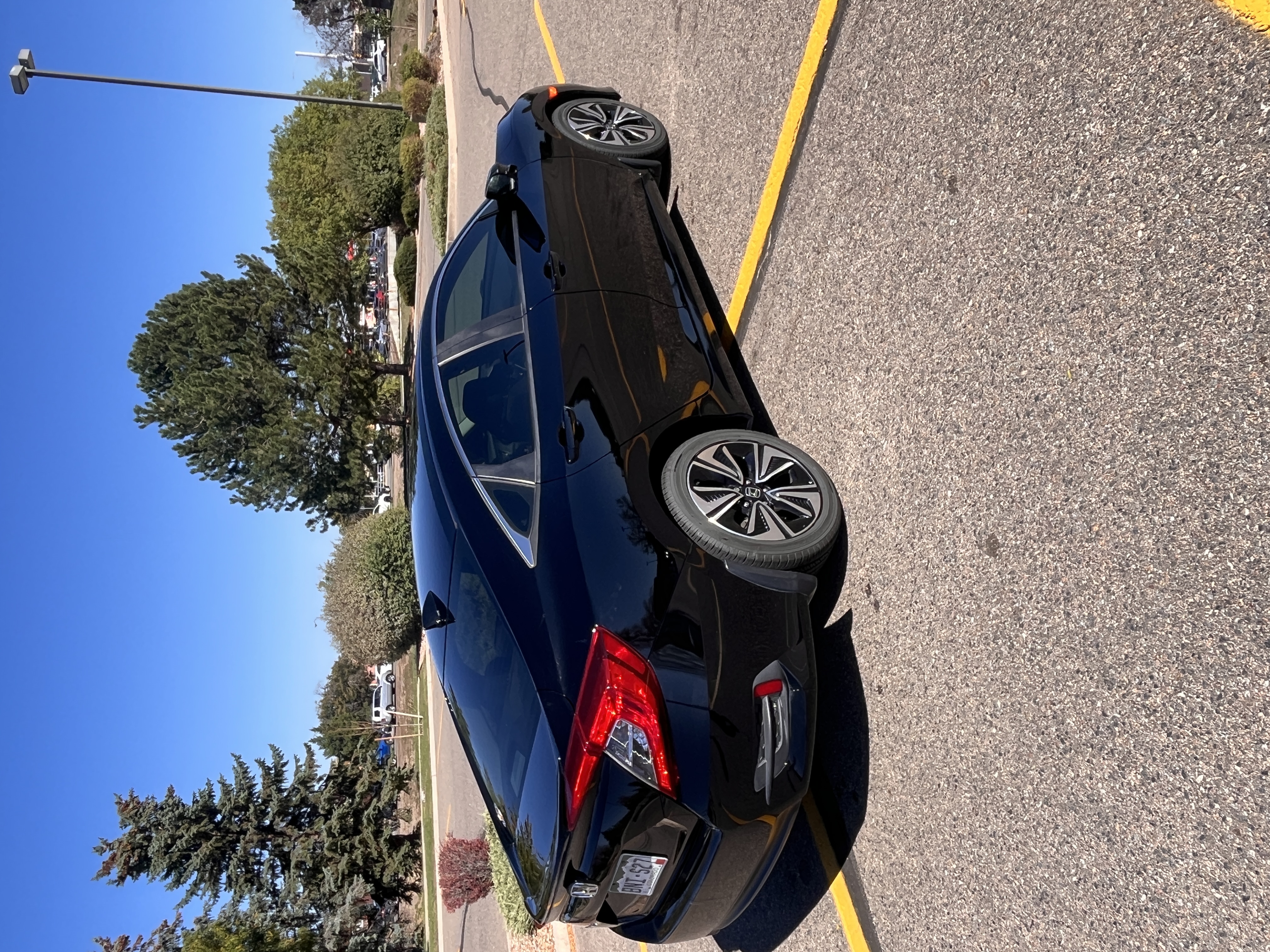Used 2018 Honda Civic EX-T image 4