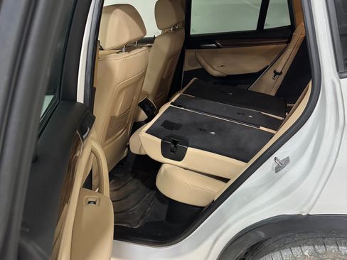 Used 2017 BMW X3 sDrive28i image 6