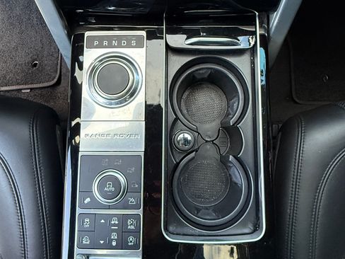 Used 2016 Land Rover Range Rover HSE image 25