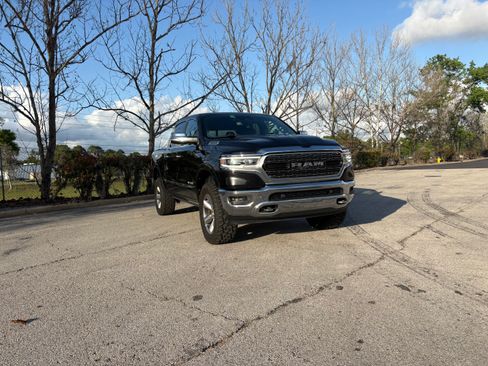 Used 2019 RAM 1500 Limited image 11