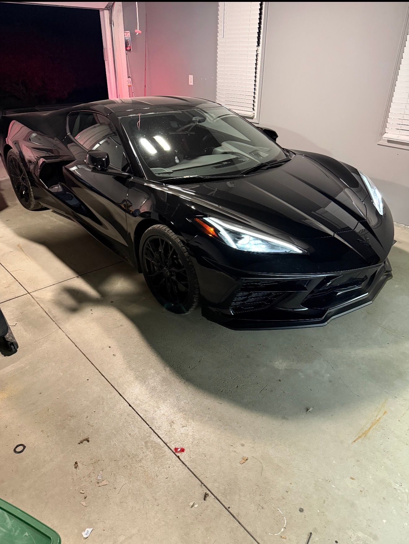 Used 2024 Chevrolet Corvette Stingray Premium Cpe w/ Z51 Performance Package RWD image 4