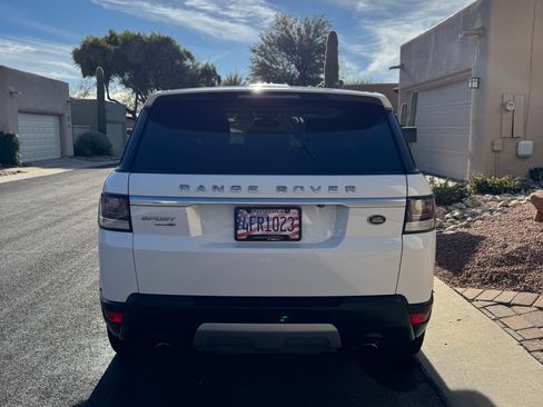 Used 2015 Land Rover Range Rover Sport HSE image 4