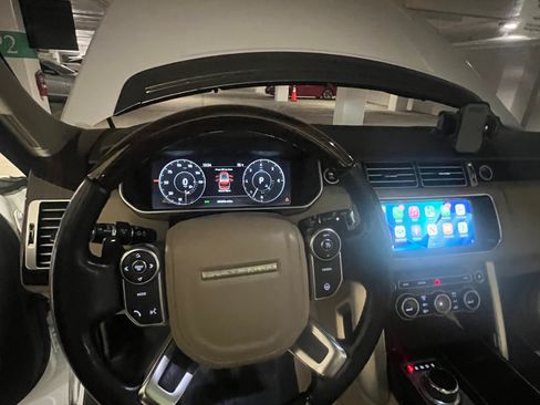 Used 2017 Land Rover Range Rover image 17