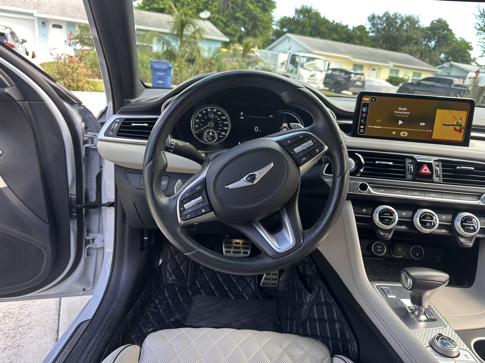 Used 2023 Genesis G70 3.3T w/ Sport Prestige Package AWD/4WD image 15