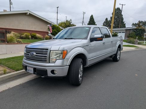 Used 2010 Ford F150 Platinum AWD/4WD image 1