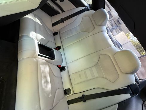 Used 2015 BMW M4 Coupe image 9