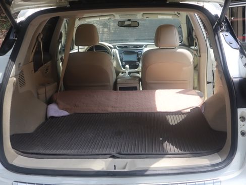 Used 2018 Nissan Murano SL w/ Cargo Package FWD image 9