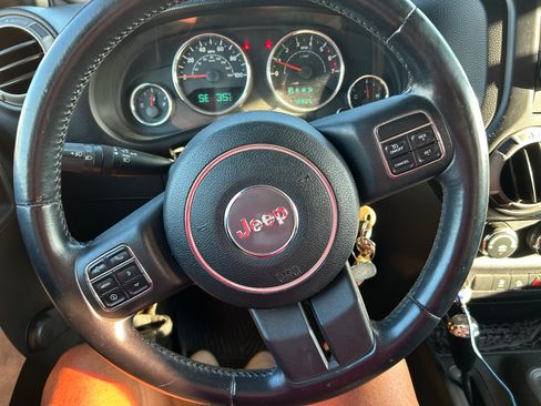 Used 2014 Jeep Wrangler Sport w/ Connectivity Group image 9