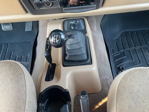 Used 2002 Jeep Wrangler Sport image 15